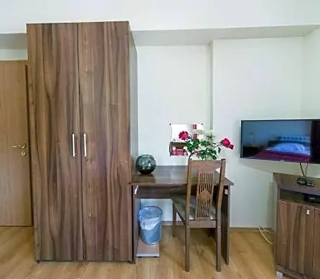 Piramida Hotel